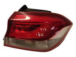 Hyundai i30 Lampy tylnej klapy bagażnika 92402G31