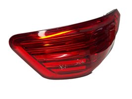 Toyota Avensis T270 Luci posteriori 8156005280