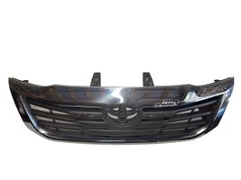 Toyota Hilux (AN10, AN20, AN30) Grille calandre supérieure de pare-chocs avant 531110K480