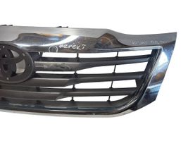 Toyota Hilux (AN10, AN20, AN30) Grille calandre supérieure de pare-chocs avant 531110K480