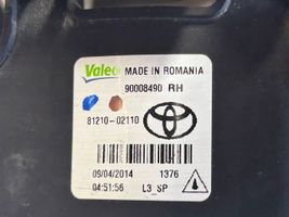 Toyota Auris 150 Światło przeciwmgłowe przednie 8121002110