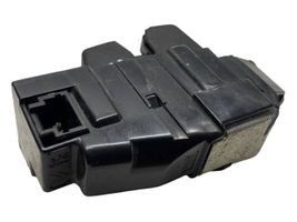 Citroen C4 I Serrure de loquet coffre 9660403980