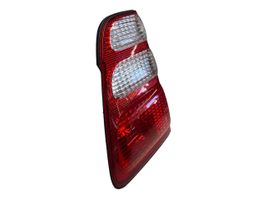 Toyota Land Cruiser (J100) Lampy tylnej klapy bagażnika 8158060070