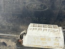 Ford Mondeo MK IV Takaluukun rekisterikilven valon palkki 11388950