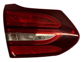 Mercedes-Benz C W205 Lampy tylnej klapy bagażnika A2059065900