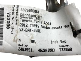Toyota Yaris Charnière supérieure de porte arrière 687600D061