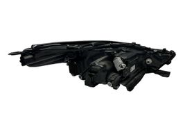 Toyota Highlander XU70 Lampa przednia 101008A06K