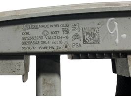 Peugeot Partner Phare de jour LED 89208643