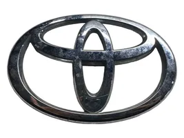 Toyota Corolla E120 E130 Emblemat / Znaczek tylny / Litery modelu 3280T010