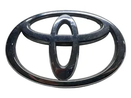 Toyota Corolla E120 E130 Emblemat / Znaczek tylny / Litery modelu 3280T010