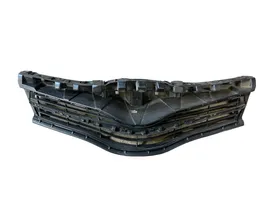 Toyota Yaris Maskownica / Grill / Atrapa górna chłodnicy 531010D220