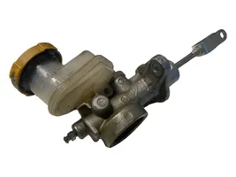 Subaru Forester SH Główny cylinder hamulca 37230FE040