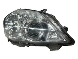 Toyota Auris 150 Faro/fanale 8111002A40