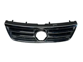 Volkswagen Touareg I Griglia superiore del radiatore paraurti anteriore 7L6853651A