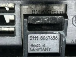 BMW 5 G30 G31 Belka zderzaka przedniego 8067656