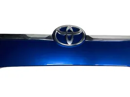 Toyota Avensis T270 Tailgate trim 7681105140