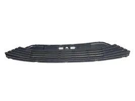 Toyota Avensis T270 Front bumper lower grill 5311205090