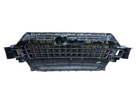 Audi Q7 4M Front bumper upper radiator grill 4M0853651F