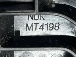 Honda Civic IX Etupuskurin kannake MT4198