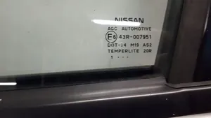 Nissan Juke I F15 Front door 