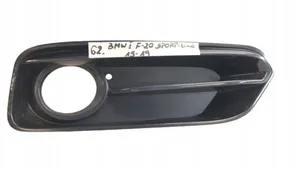 BMW 1 F20 F21 Pretmiglas luktura dekoratīvais režģis 10833610