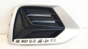 Audi Q3 F3 Etupuskurin alempi jäähdytinsäleikkö 83A807682B