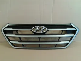 Hyundai Tucson TL Grotelės viršutinės 