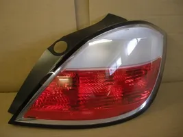 Opel Astra H Lampa tylna 