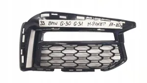 BMW 5 G30 G31 Grille inférieure de pare-chocs avant 