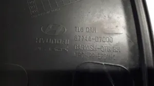 Hyundai Tucson TL Takalokasuojan koristelista 87744D7000