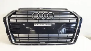 Audi A3 S3 8V Grotelės viršutinės 8V3853651