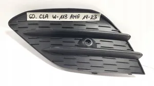 Mercedes-Benz CLA C118 X118 Grille inférieure de pare-chocs avant A1188854301