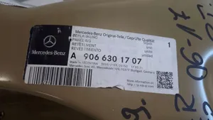 Mercedes-Benz Sprinter W906 Muu korin osa 9066301707