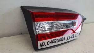 Jeep Cherokee Lampy tylnej klapy bagażnika 68102921AC