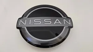 Nissan Qashqai J12 Mostrina con logo/emblema della casa automobilistica 25037900