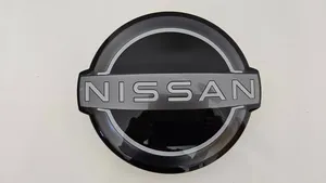 Nissan Qashqai J12 Mostrina con logo/emblema della casa automobilistica 25037900