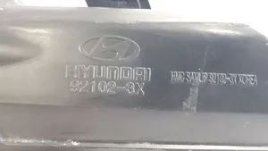 Hyundai Elantra Phare frontale 921023X