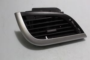 Peugeot 207 Copertura griglia di ventilazione laterale cruscotto 