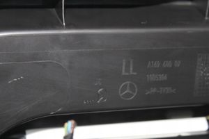Mercedes-Benz A W169 Deska rozdzielcza A16968007