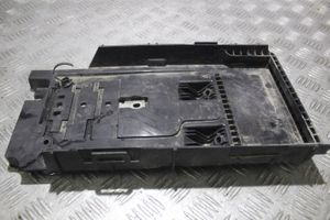 Ford Mondeo MK V Vassoio batteria DG9310723