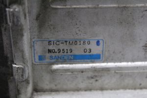 Subaru Impreza III Chłodnica powietrza doładowującego / Intercooler SCITM0180