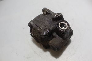 Renault Master II Pompe de direction assistée 7700300535