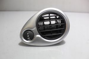 Renault Clio III Garniture, panneau de grille d'aération latérale 