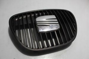 Seat Cordoba (6L) Atrapa chłodnicy / Grill 