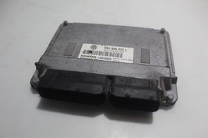 Volkswagen Polo Komputer / Sterownik ECU silnika 03E906033