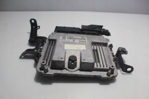 Hyundai i30 Komputer / Sterownik ECU silnika 0281019551