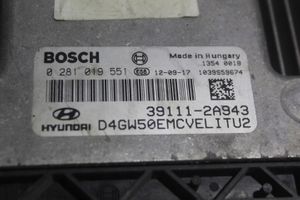 Hyundai i30 Komputer / Sterownik ECU silnika 0281019551