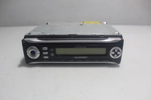 Volkswagen Bora Radion/GPS-laitteen pääyksikön kehys 