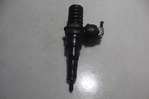 Volkswagen Golf V Injecteur de carburant 