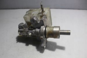 Land Rover Discovery 3 - LR3 Główny cylinder hamulca 74471269-C